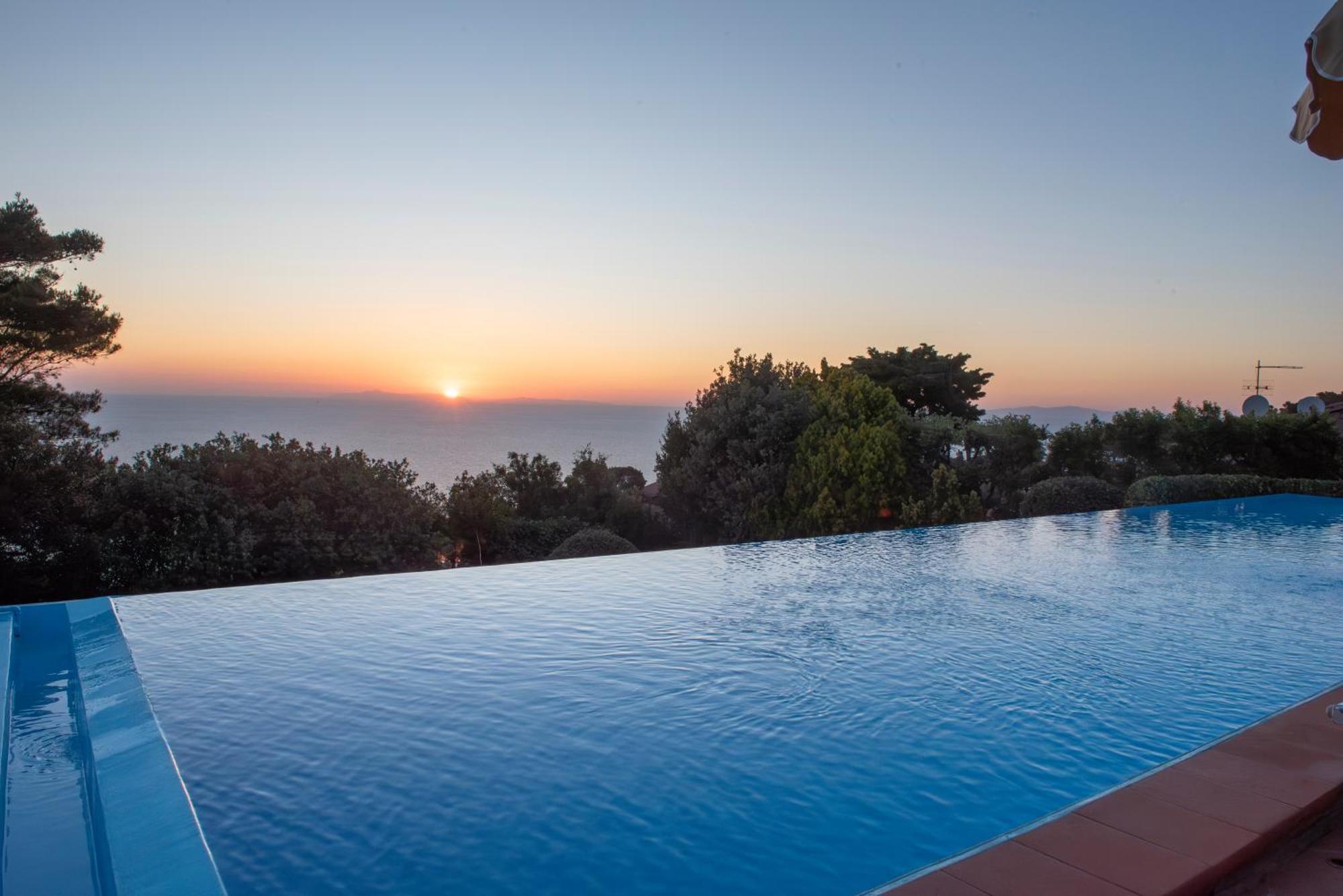 Boutique Hotel Torre Di Cala Piccola Porto Santo Stefano  Zewnętrze zdjęcie