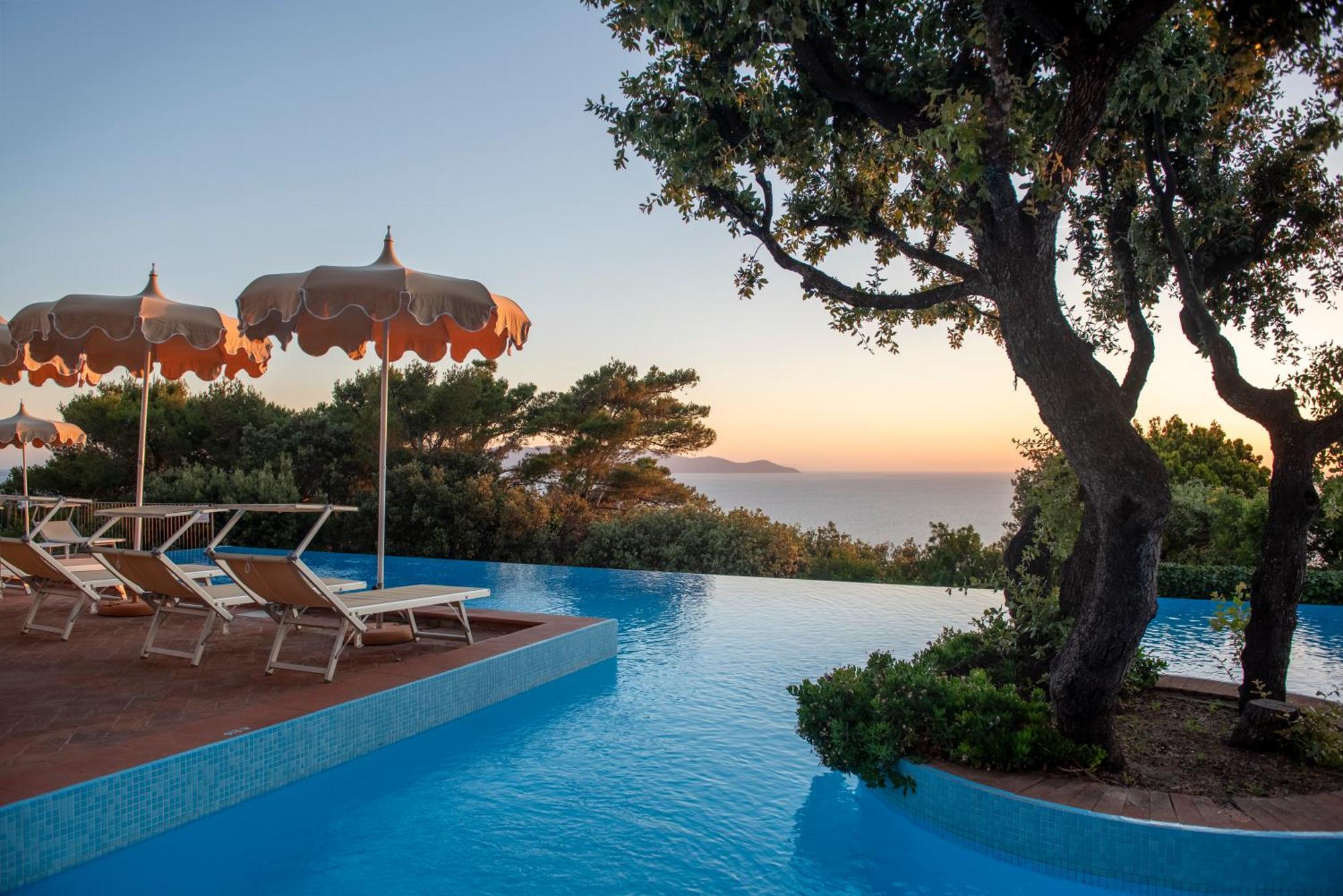 Boutique Hotel Torre Di Cala Piccola Porto Santo Stefano  Zewnętrze zdjęcie